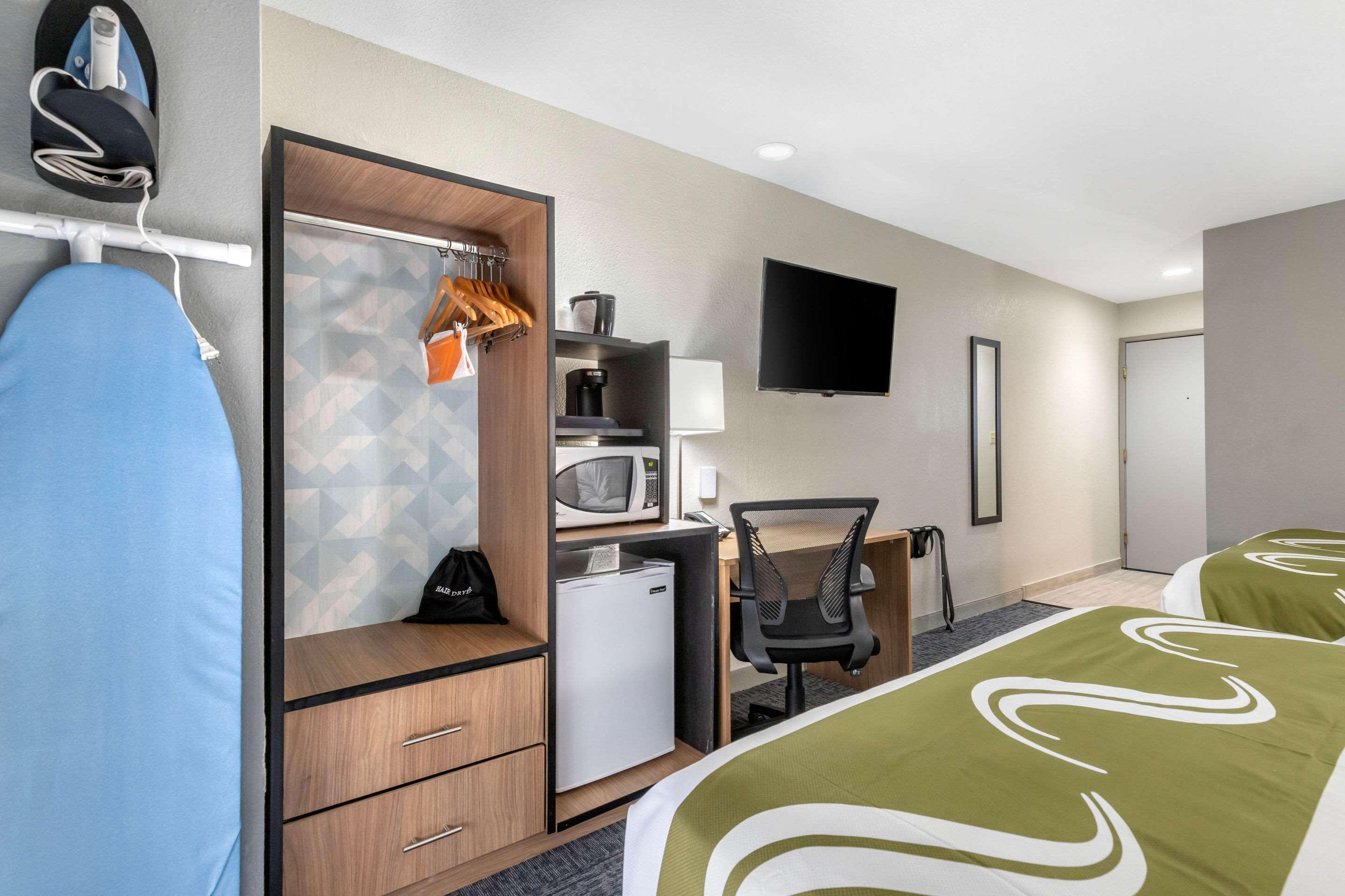 Quality Inn Downtown - Near Market Square サンアントニオ エクステリア 写真